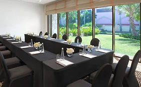 Sofitel Dubai The Palm Resort & Spa